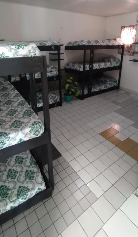Proxima Estacion Hostel Масейо Экстерьер фото