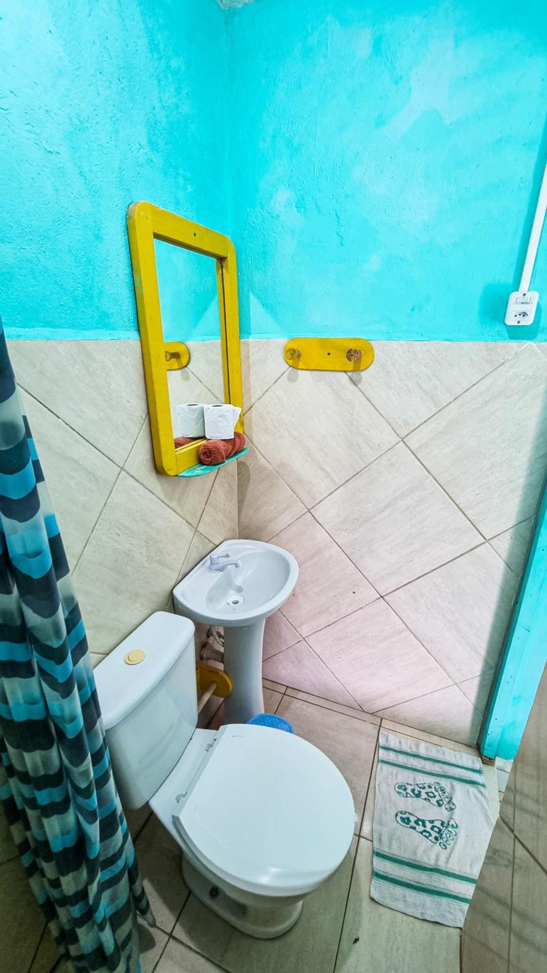 Proxima Estacion Hostel Масейо Экстерьер фото